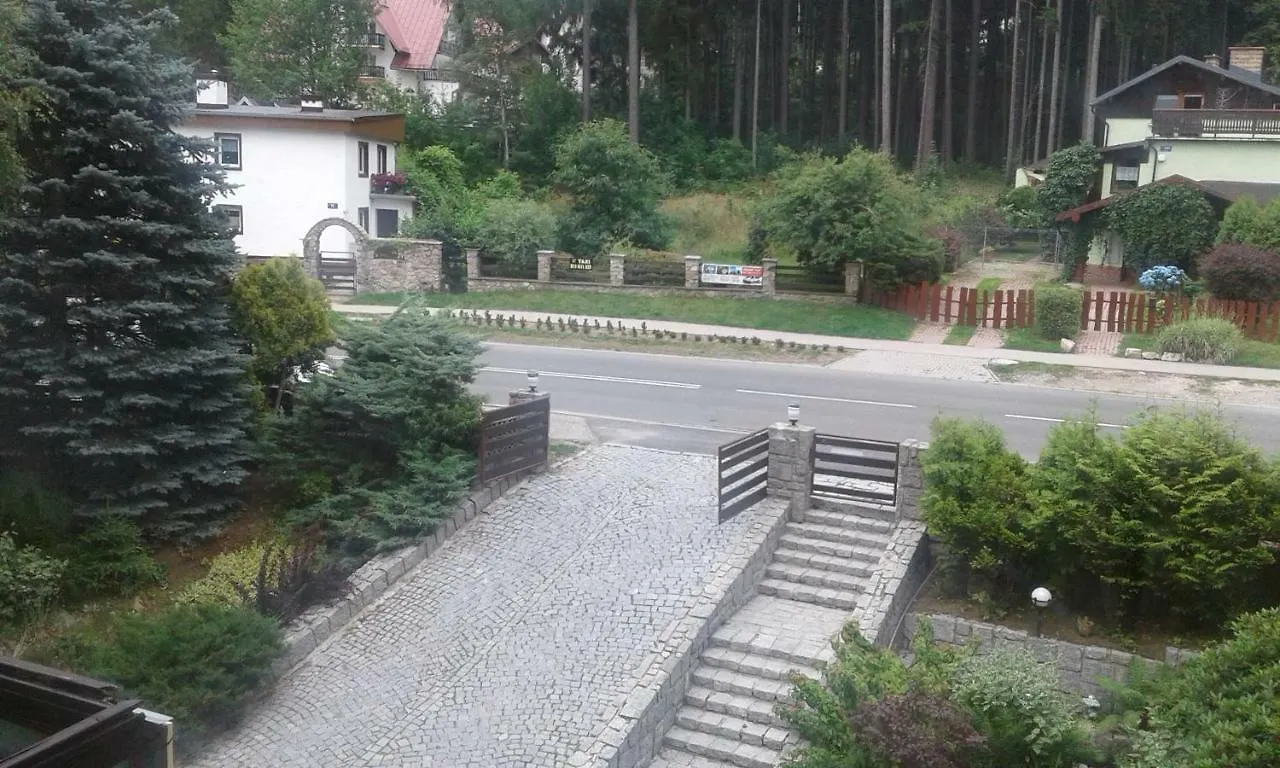 卡尔帕奇威拉帕维尔旅馆公寓 卡尔帕奇